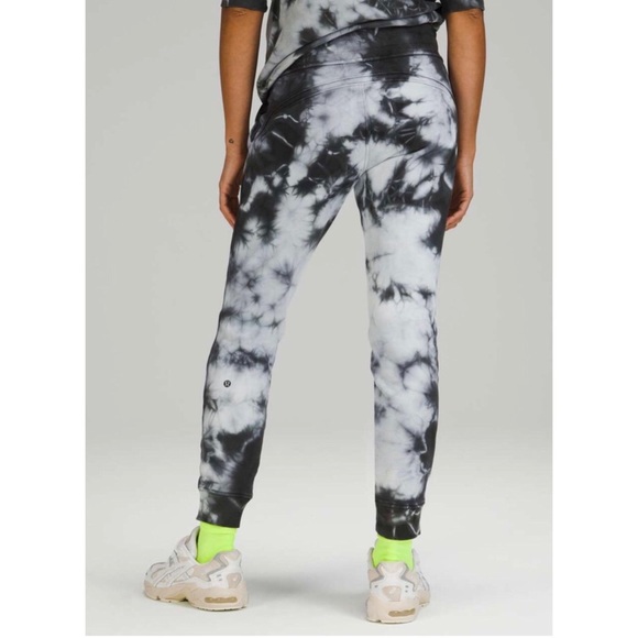 LULULEMON Warm Down Jogger Earth Dye Size 12 - Picture 2 of 10